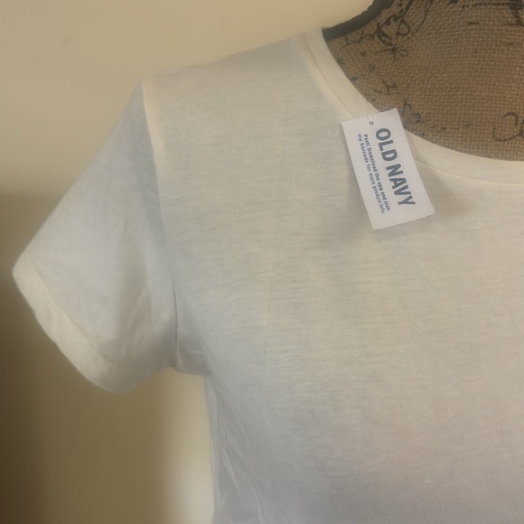 NWT Inspiring Old Navy size XXL girls shirt. White with large graphic on back. - Picture 3 of 14